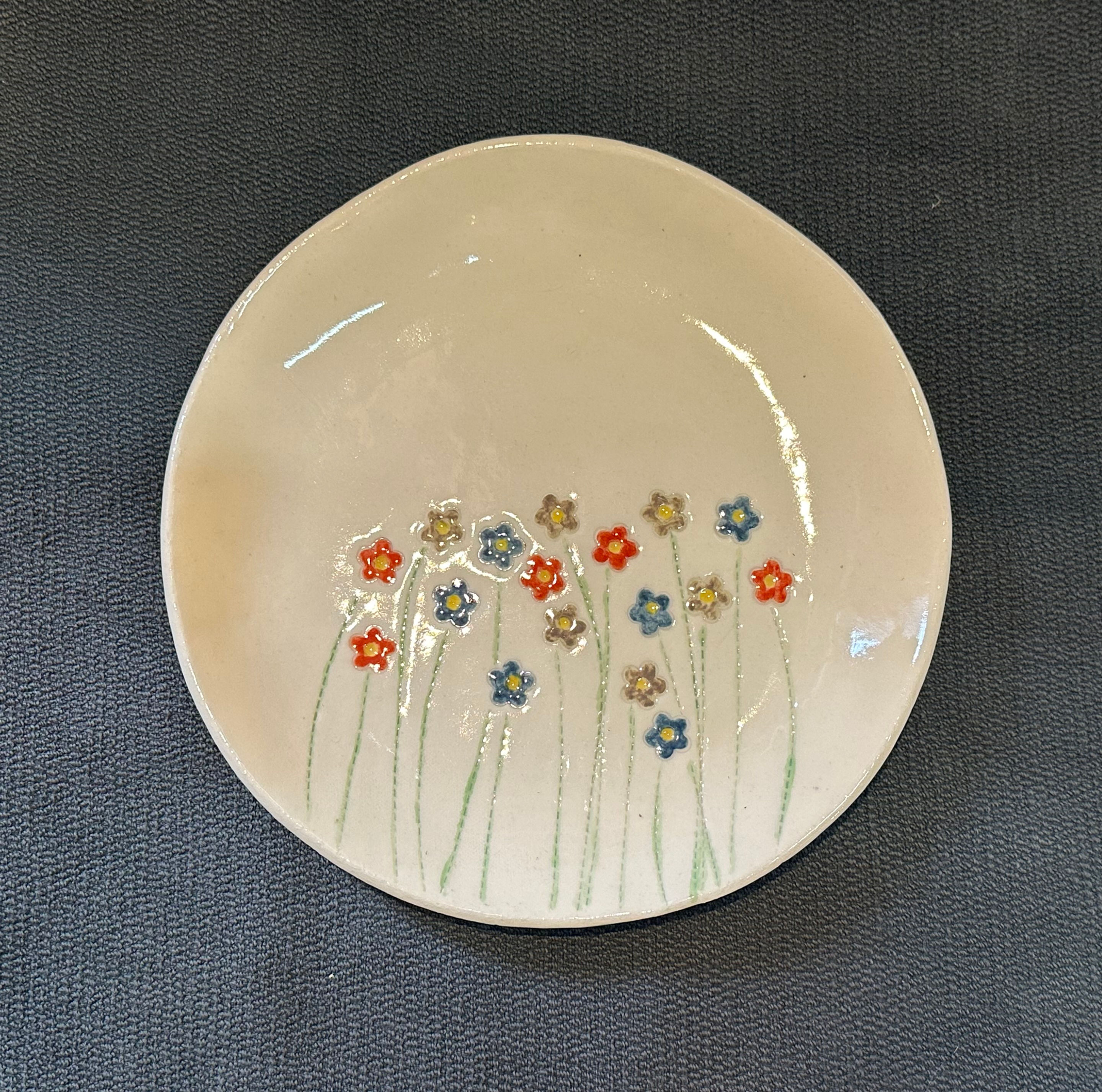 Handmade Stoneware Round Flower Plate