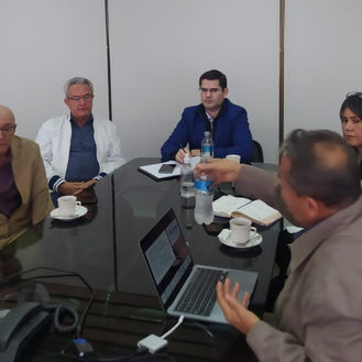 REUNIÓN CON EL INSTITUTO DE INVESTIGACIÓN DE LA FACULTAD DE HUMANIDADES DE LA UAGRM