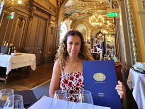 EL COMENSAL TOMA EL MANDO