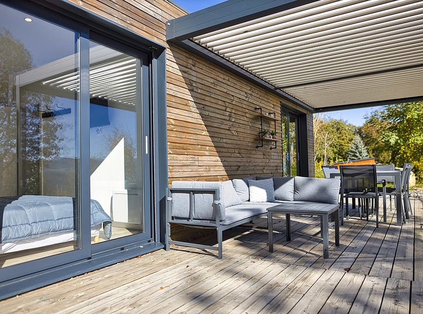 espace-industrie-terrasse-bois.jpg