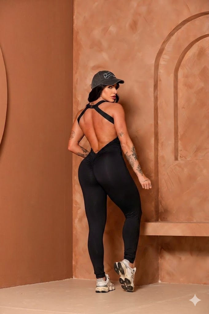 Macacão longo poderosa preto