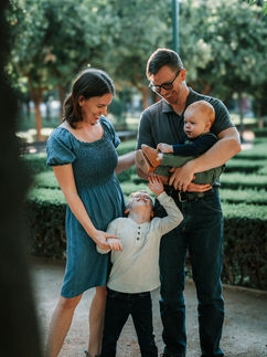 Photographer in Malaga during family photoshoot