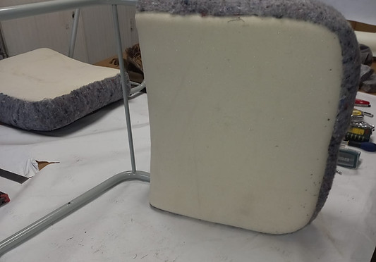 ajout de la mousse pour garantir un voyage confortable