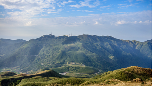 Tur Setengah Hari di Yangmingshan: Xiaoyoukeng, Zhuzihu, dan Yangmingshuwu