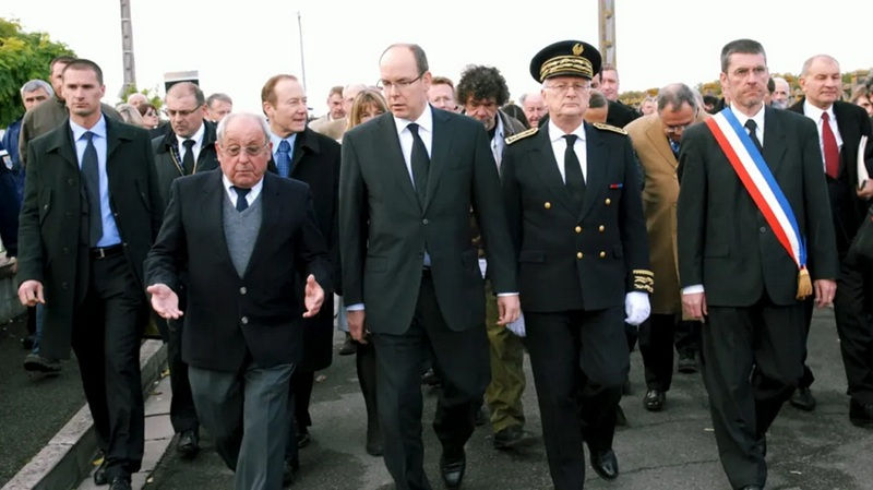 Prince Albert II of Monaco during a previous visit to Maillé in Touraine in 2009