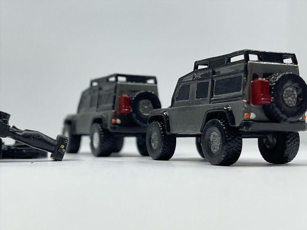 Miniatura: Wrangler i Defender 1/100