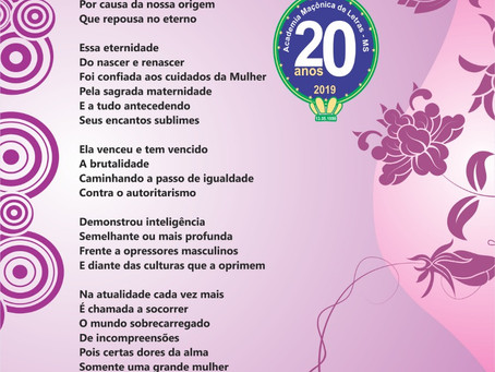 O universo em seus braços.