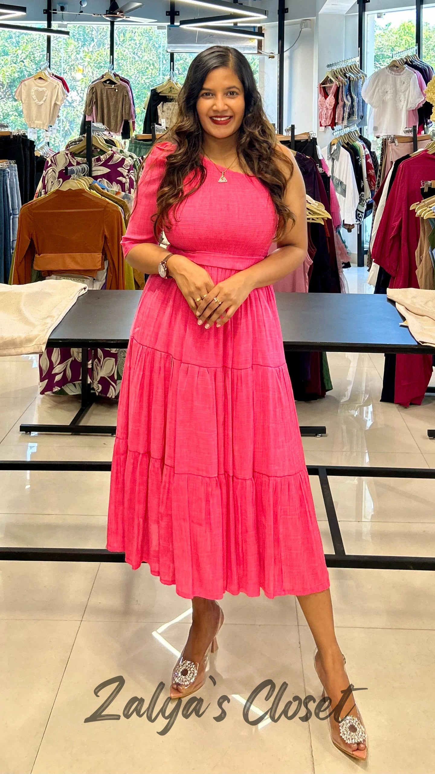One Side Sleeve Solid Tiered Dress