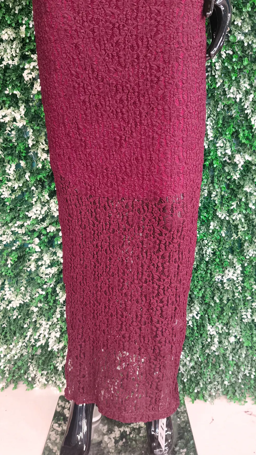 Thumbnail: Maroon Lace Imported Bodycon Dress