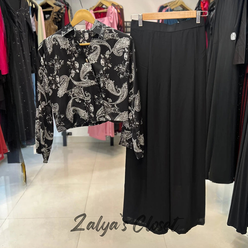 Thumbnail: Crop Top Printed With Pant Co Ord Set