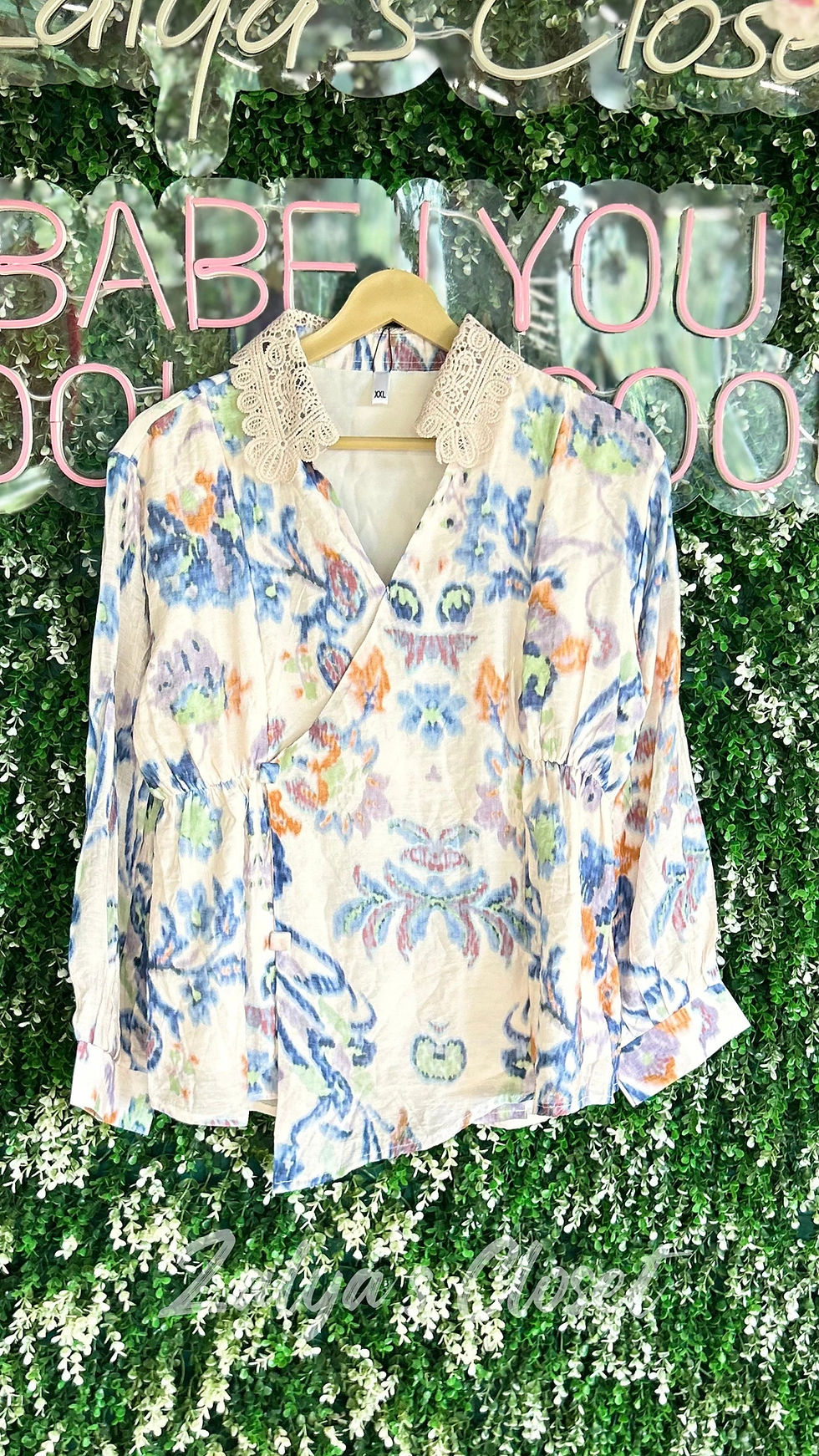 Thumbnail: Flower Printed Shirts