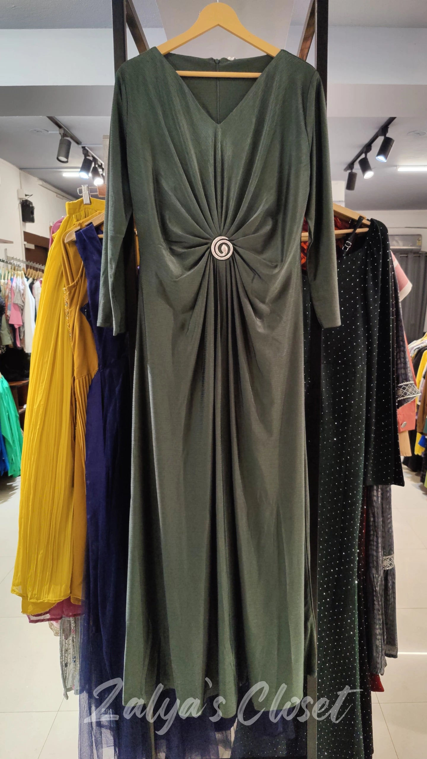 Simple Classy Full Length Dress