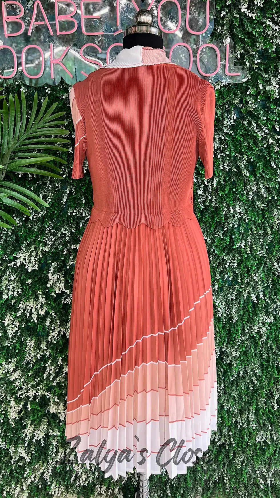Thumbnail: Imported Magic Dress with Multicolor