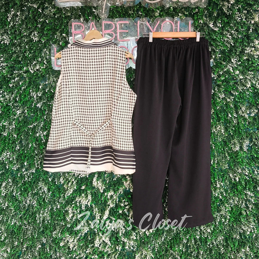 Thumbnail: Printed Vest And Pant Co Ord Set
