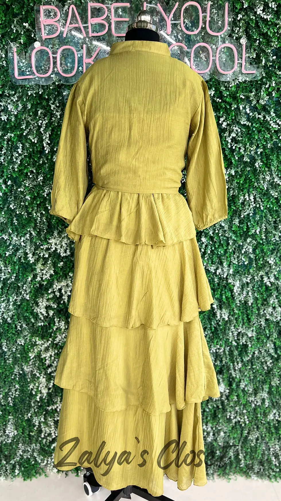 Thumbnail: 2pcs Crop Top and Tired Dress 