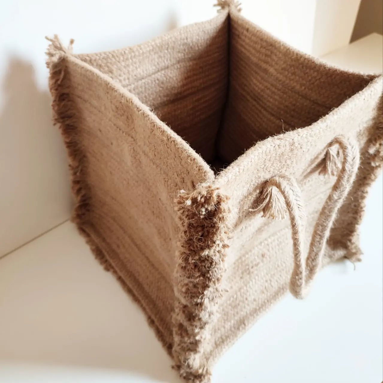 Saro - Handbraided Jute Rope Basket Set