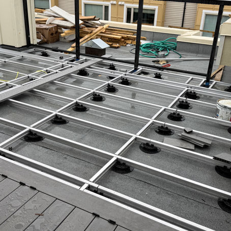 Pedestal Aluminum Deck Framing System