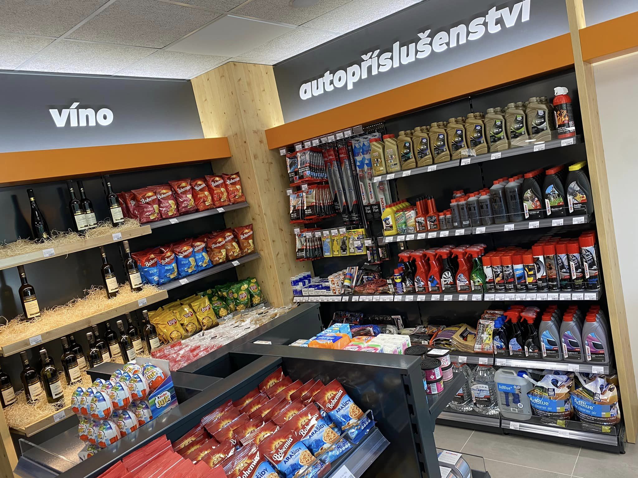 Interier 2.jpg