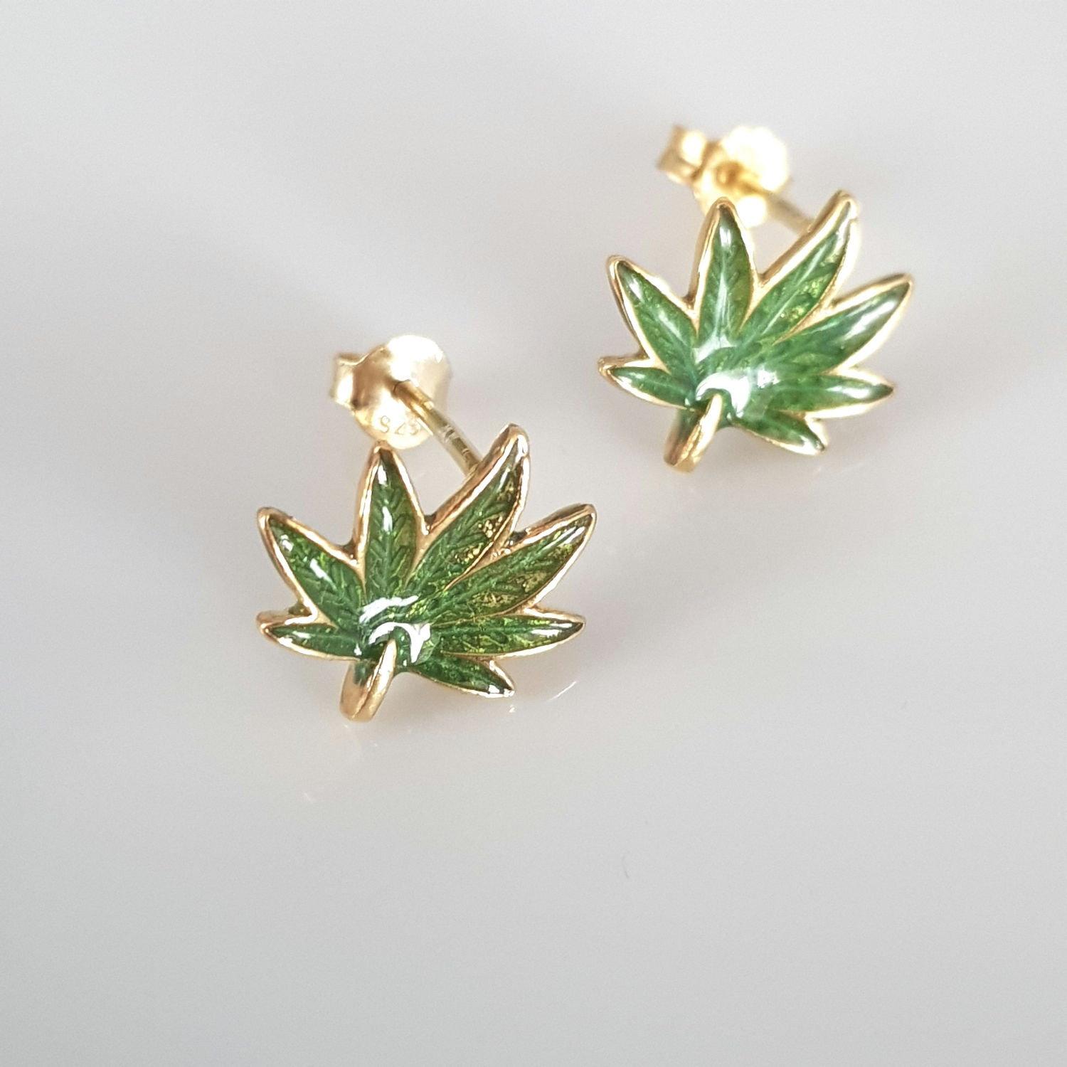 Yesil Mineli Akcaagac Yaprağı Gümüş Kupe