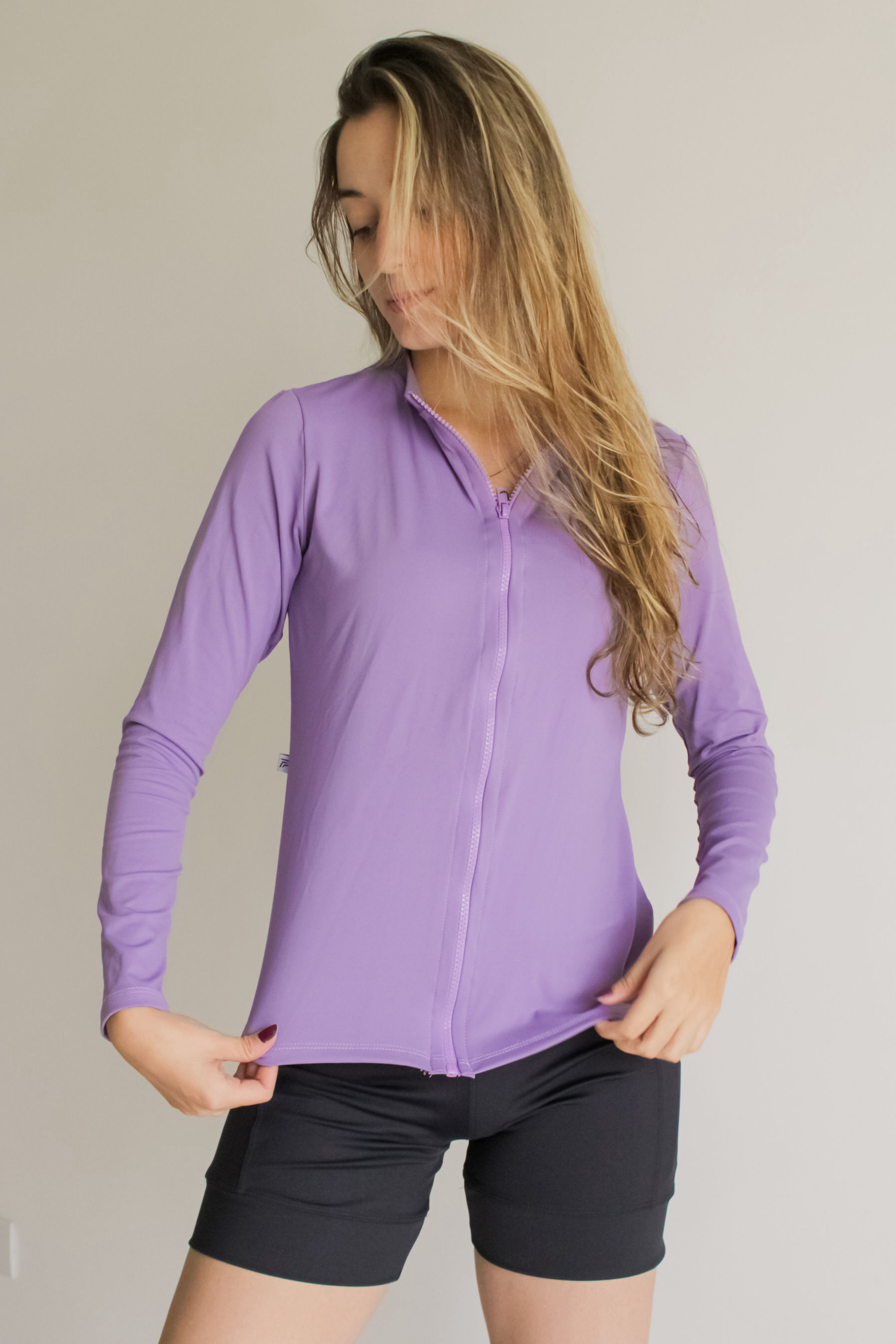 Casaquinho com ziper