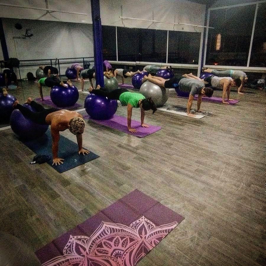 La Importancia de la Respiración y el Yoga: Transformando tu Salud desde el Interior