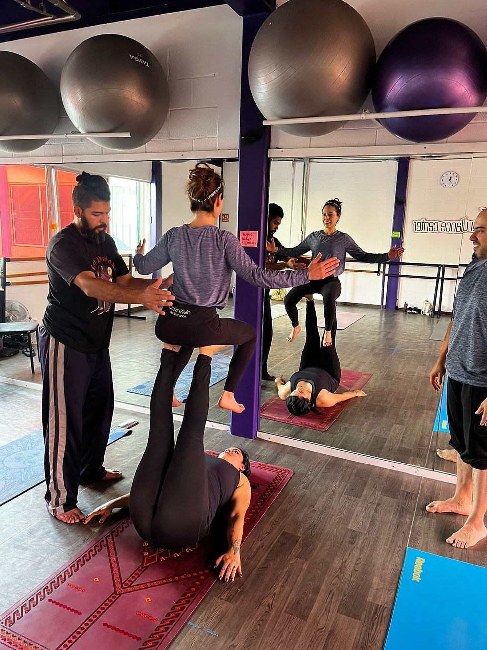 Cómo terminé haciendo yoga… ¡con toda mi familia!