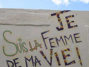 Fresque murale “Je suis la femme de ma vie”