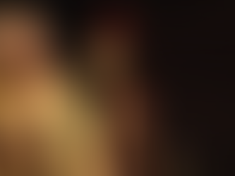 “Trinta Anos esta Noite ou O Espelho Negativo” aborda as dores femininas