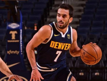 Campazzo debutó en la pretemporada con Nuggets
