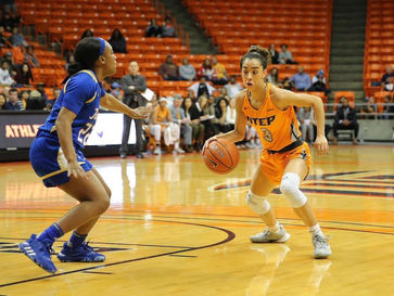Katia Gallegos, impulsó la victoria con UTEP en tiempo extra