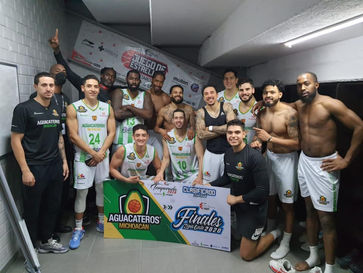 Los Aguacateros avanzan a la final de la zona Oeste