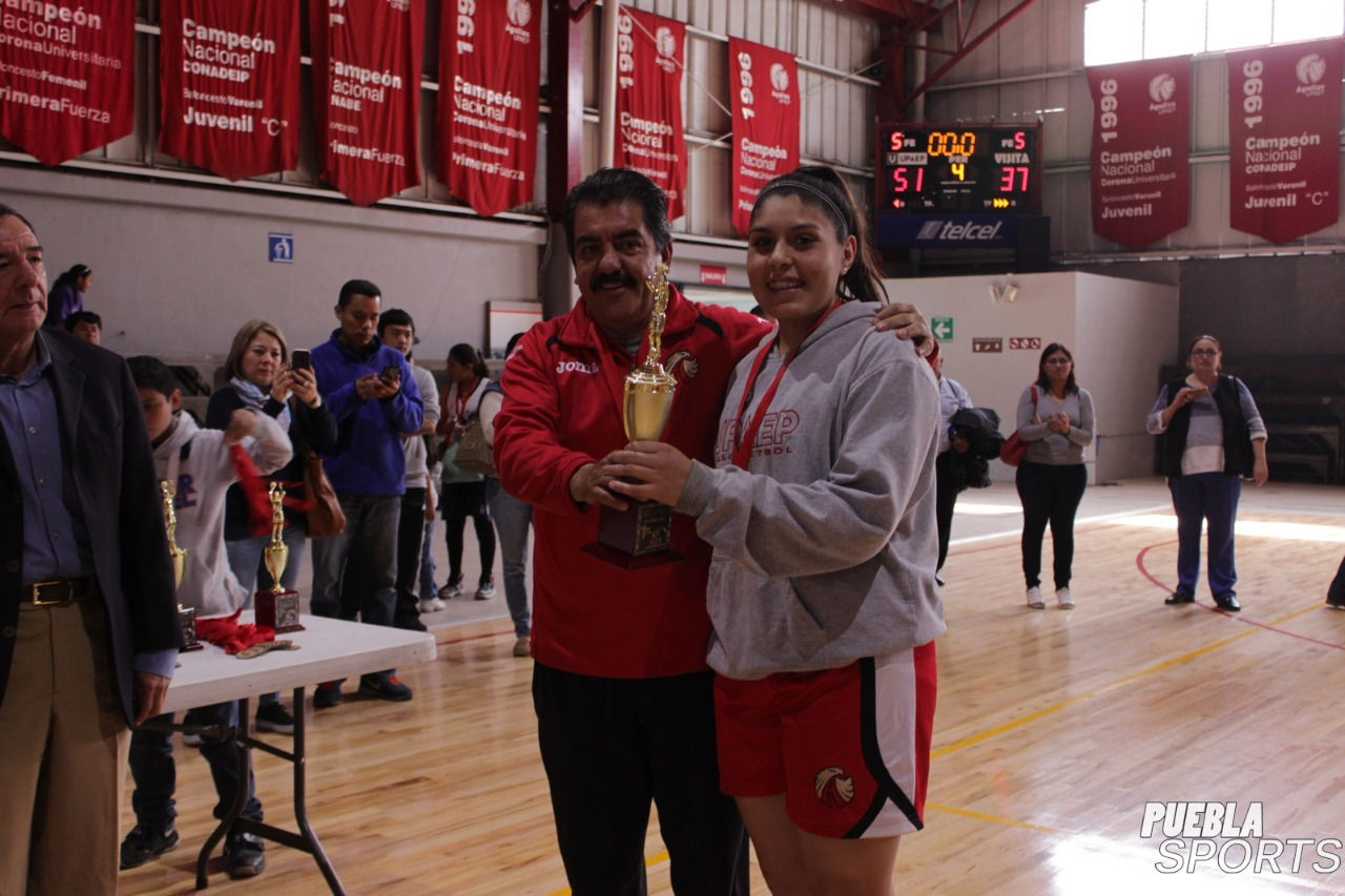 Premiación PreUniversitario3