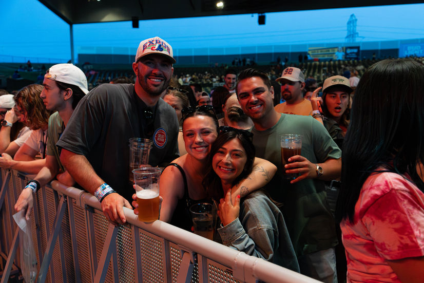 Quinn XCII fans in concert, Sterling Heights, MI