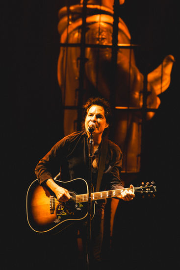 Train performing at PNC Bank Arts Center in Holmdel, NJ. Photo by Miranda Wyman