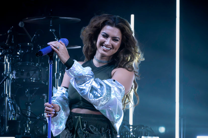 Tori Kelly-30
