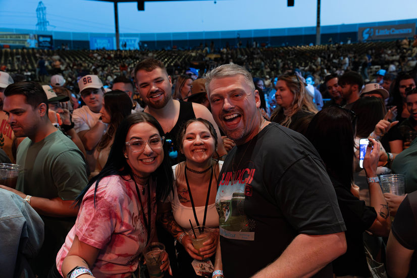 Quinn XCII fans in concert, Sterling Heights, MI