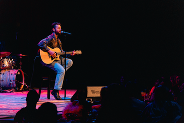 Marc E Bassy performing at City Winery in NYC on May 30, 2026. Photo by Miranda Wyman.