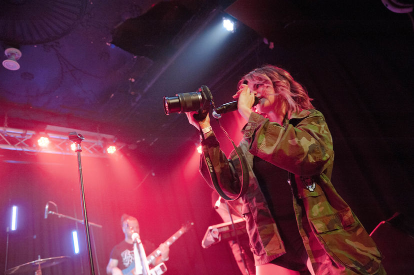 Enrose performing at Milkboy in Philadelphia on March 27, 2026. Photo by Rebecca McDevitt