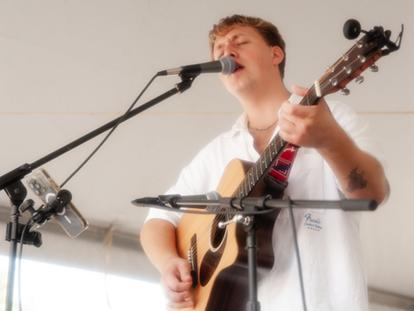 UNDERGROUND RADAR: Artist You Need To Know - Louis Knight