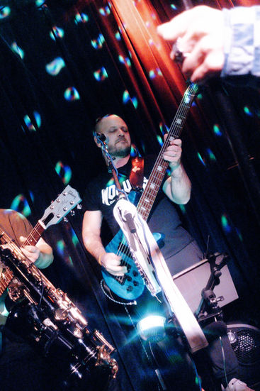 Enrose perfroming at Berlin in NYC on their Glad It Happenend Tour on March 28, 2026. Photo by Rebecca McDevitt