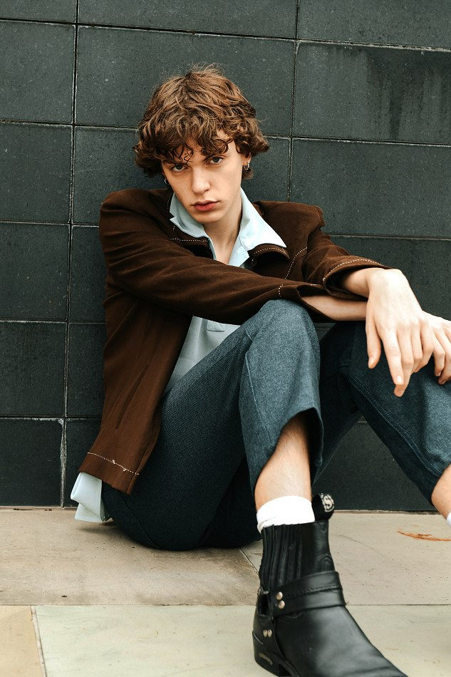 Thumbnail: VEE MILLS