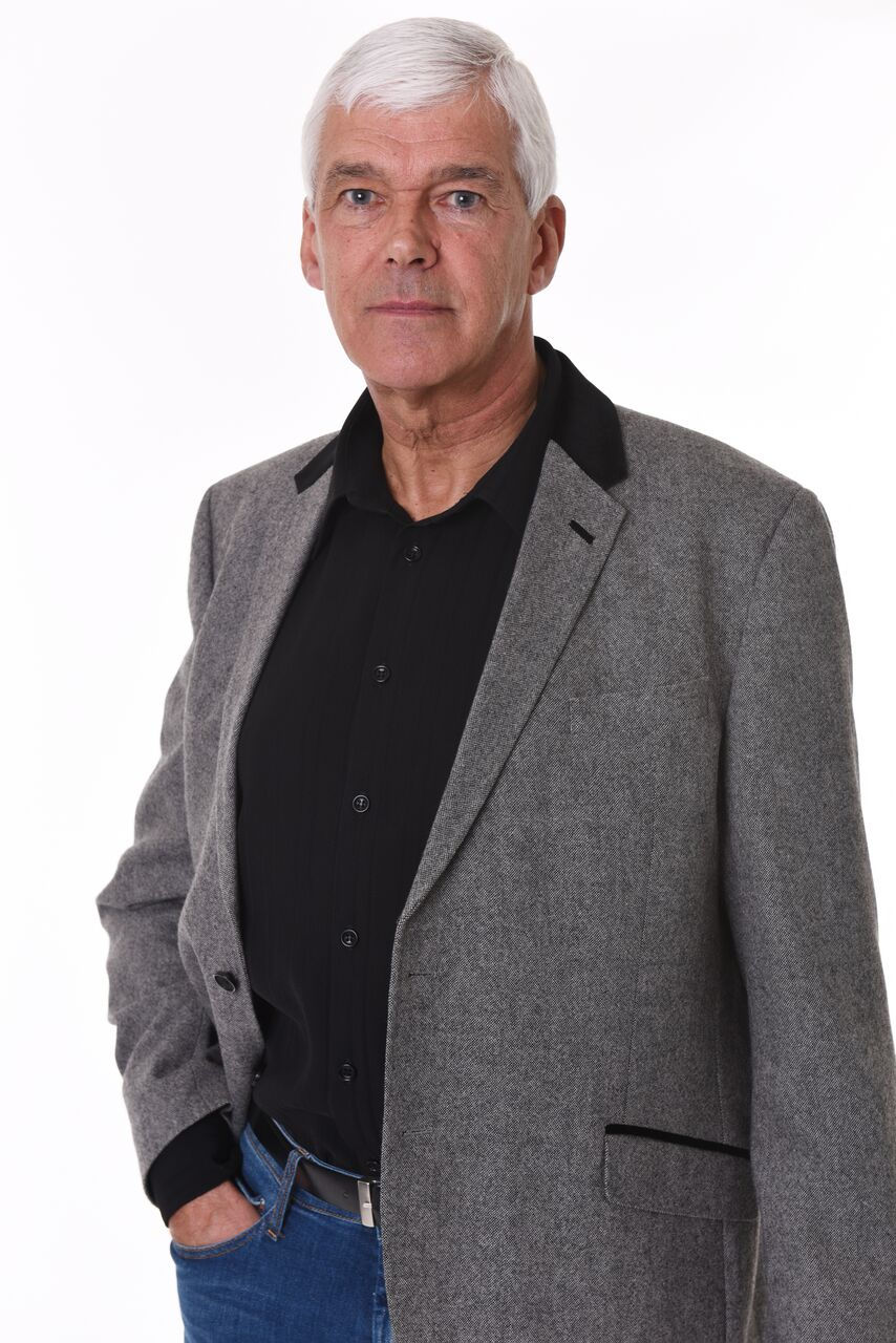 Thumbnail: RAY CONNOR