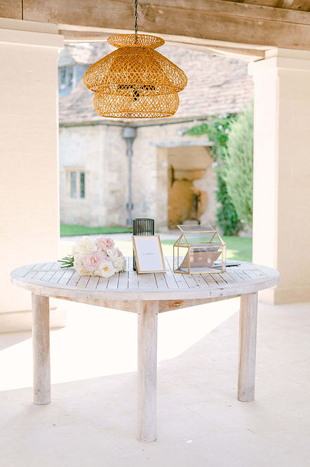 reflexed roses table card box destination wedding planner