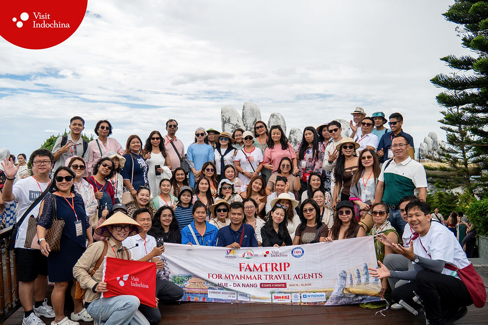 The 60-member Myanmar travel delegation during their familiarization trip to Da Nang