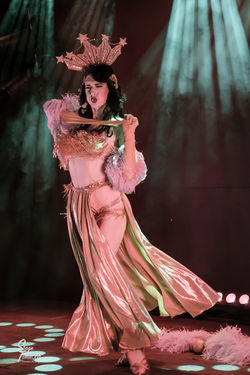 Betsy_Rose___Ohh_Lala_Cherie_-4
