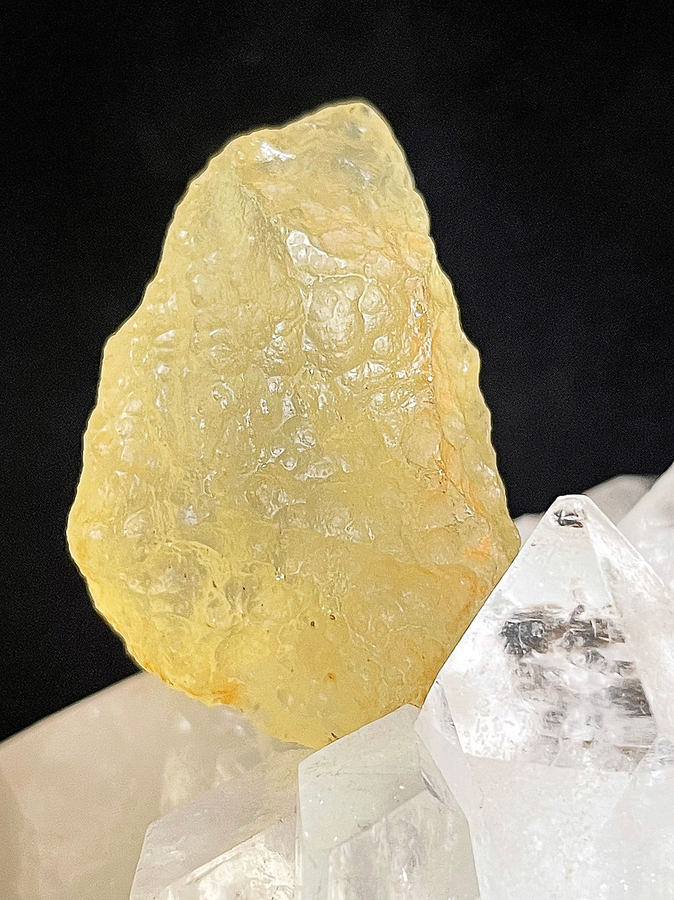 Thumbnail: Libyan Tektite Specimen 