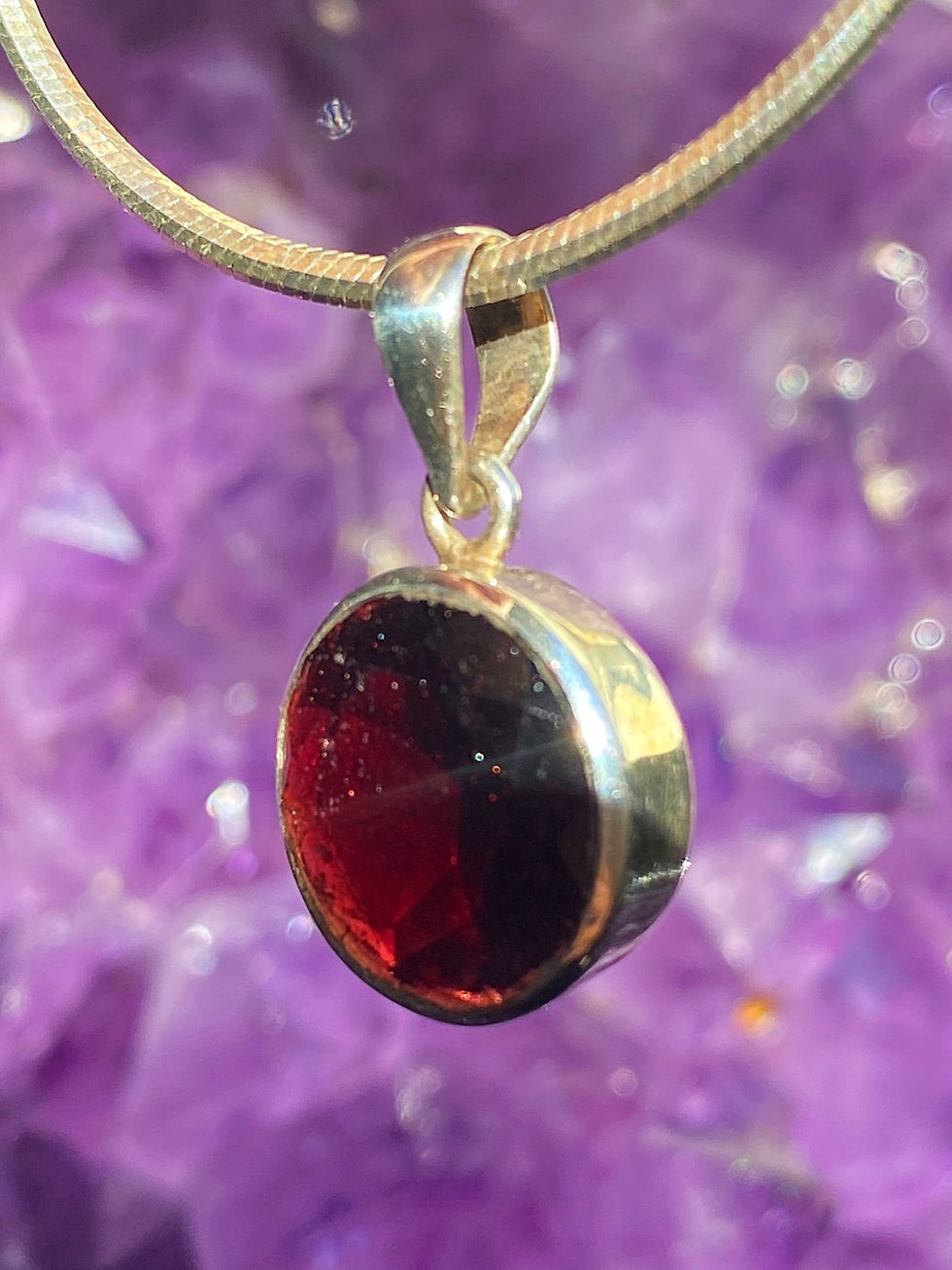 Thumbnail: Faceted Garnet