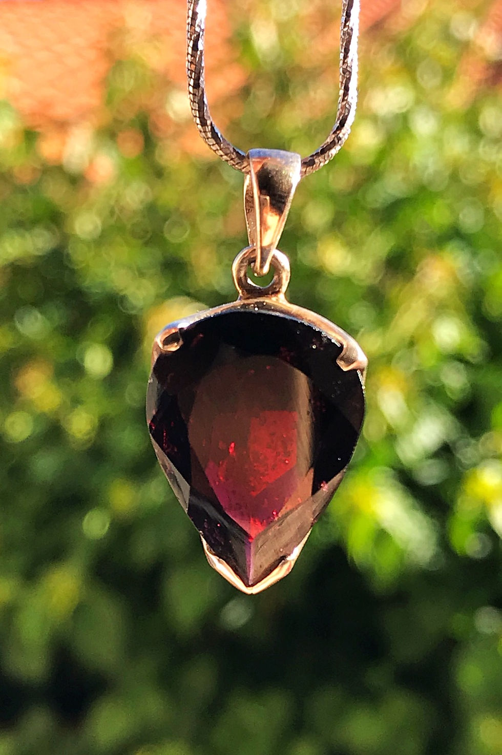 Thumbnail: Garnet