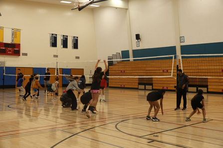 Athletes practicing during beginner/intermediate sessions.