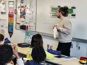 Campagne pour le conseil des jeunes (CDJ) en CM2